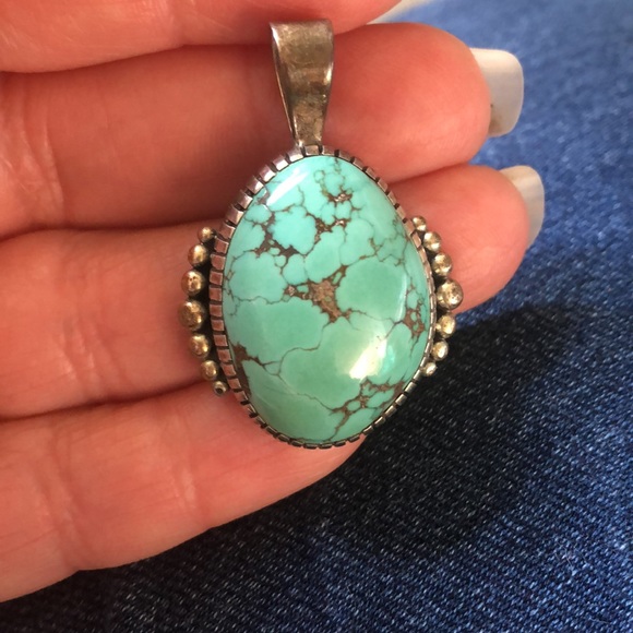 Signed Navajo turquoise and Sterling pendant - Picture 12 of 14